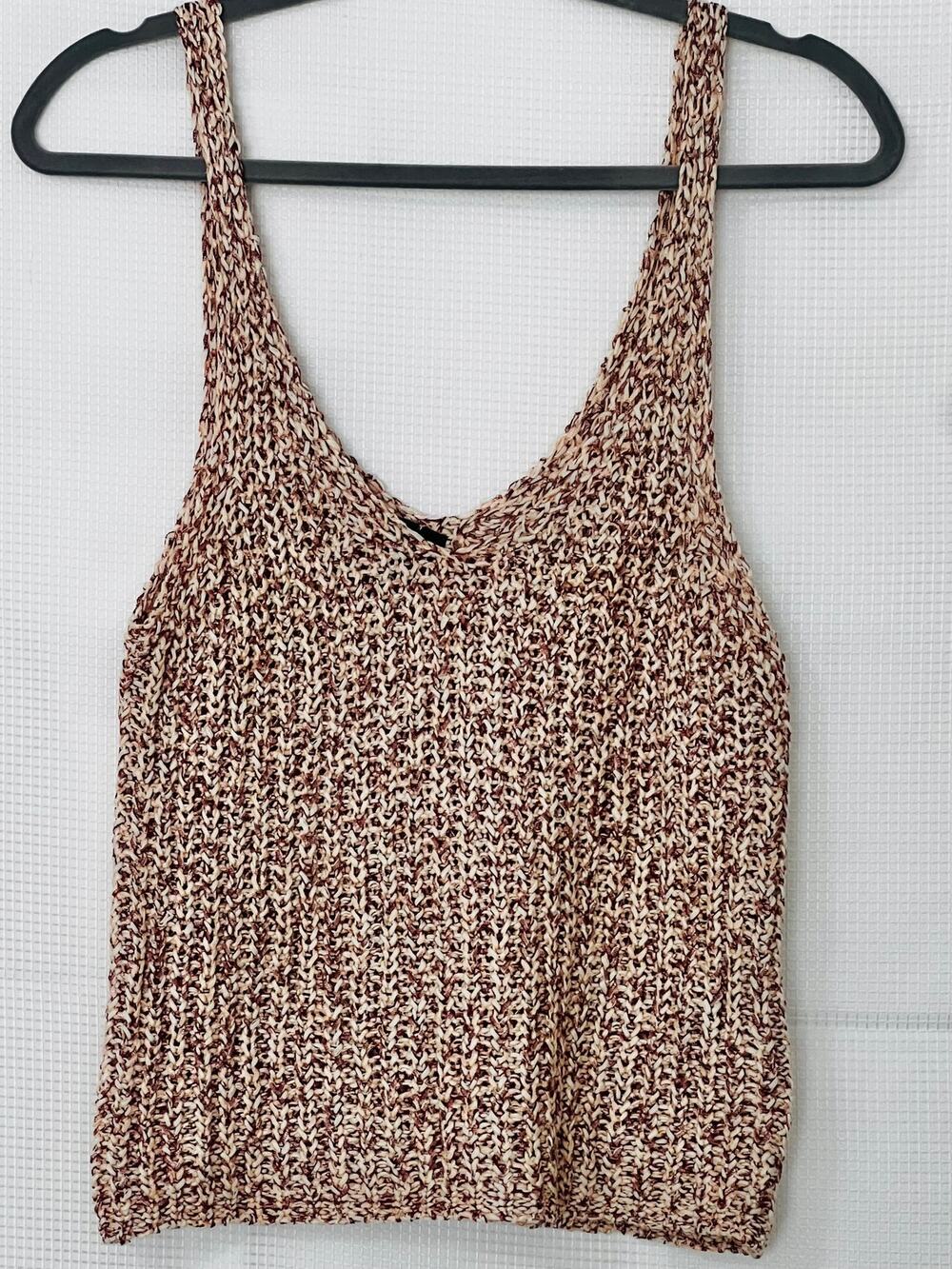 Moon&Madison Crochet Knit Sweater Tank Top Medium